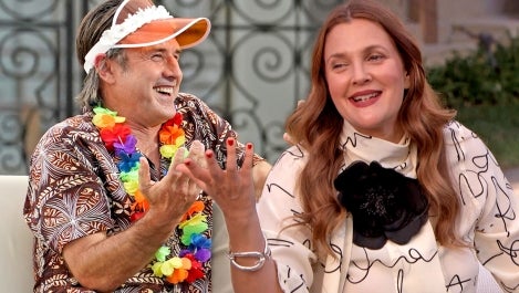 David Arquette and Drew sit together