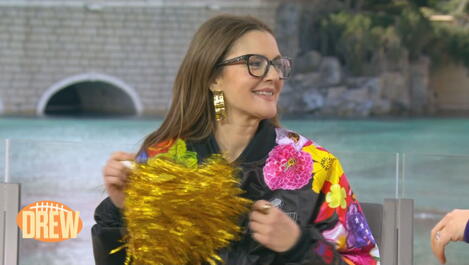 Drew Reacts to Her US Weekly Magazine Cover | Drew's News