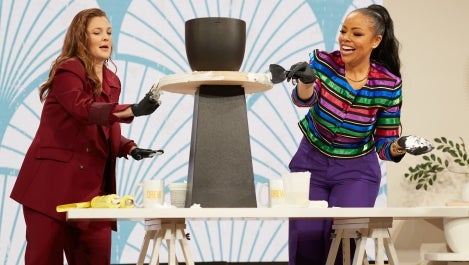 Lauren Makk and Drew Make a Japandi-Inspired Console Table for an Audience Member 