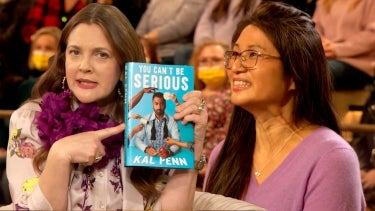 Drew and Ross Quizzes an Audience Member for a Chance to Win an Incredible Bicycle Prize | Pop Quiz