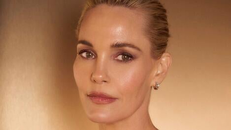 Leslie Bibb