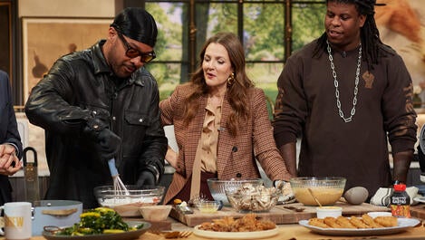 Ghetto Gastro Members Show Drew How to Make Their Sweet Potato Waffles with Fried Shrooms