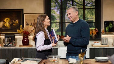 Drew Barrymore Shows Phil Rosenthal How to Make Blackened Fish Recipe
