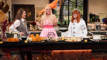 Amirah Kassem Shows How to Make Frankenstein Halloween Treat Bars Recipe