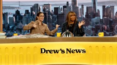 Sunny Anderson Shares Exclusive Never-Before-Shared Holiday "Dessert Purse" Recipe!